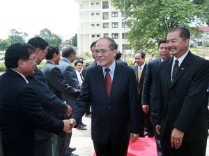 Activités du président de l'Assemblée nationale Nguyen Sinh Hung au Laos